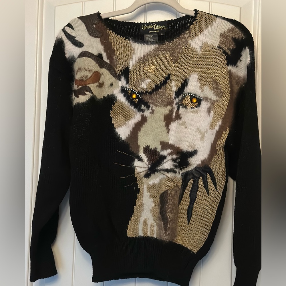 Woman’s Sweater Small